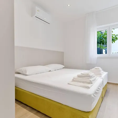 Exclusive Vista Hills Sevid